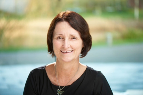Dr Toni Bewley